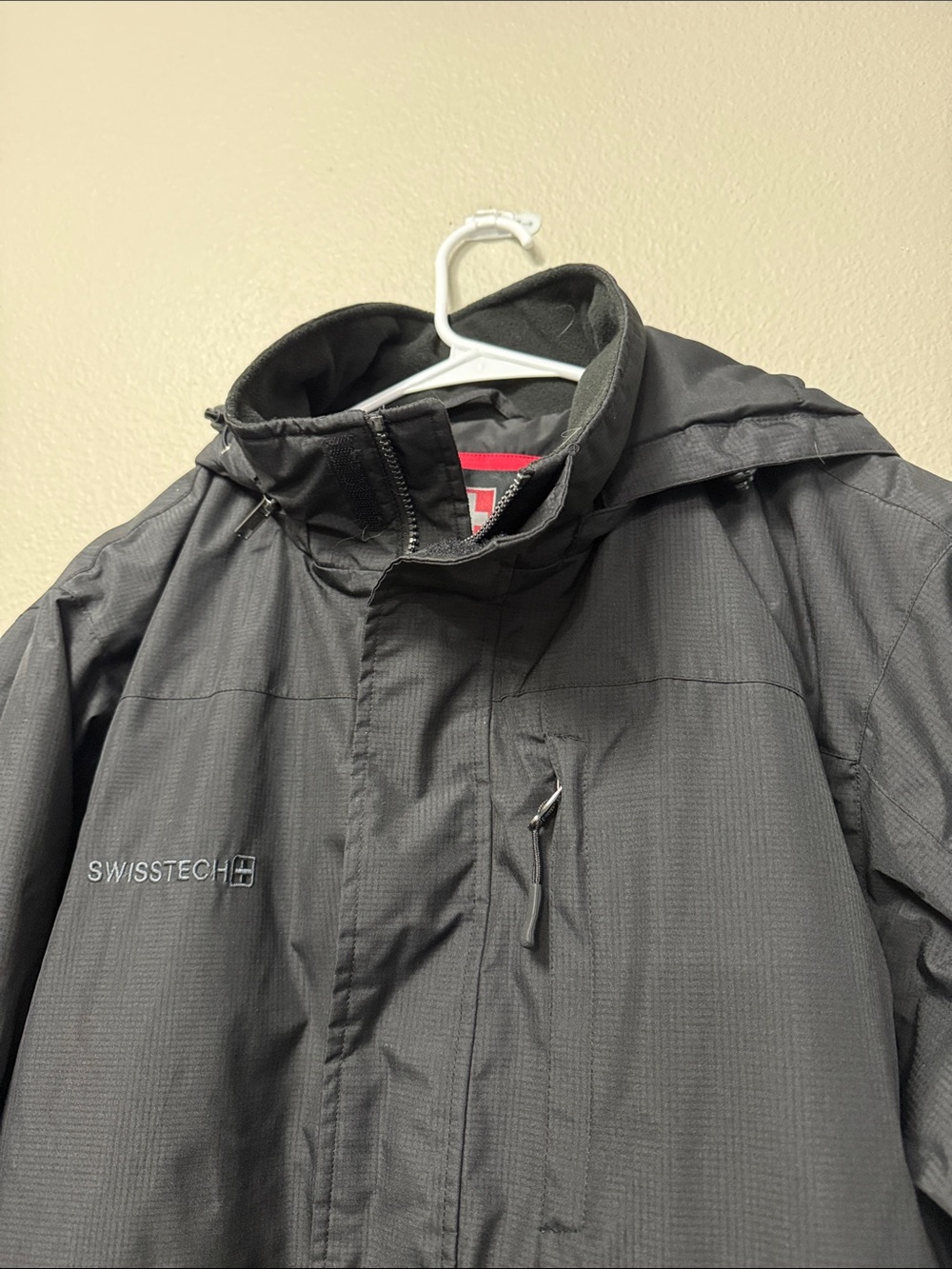 Swiss Tech Snow Jacket - Picture 3 of 13